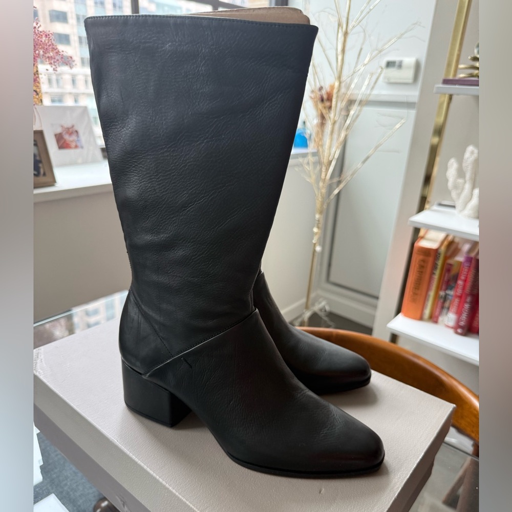 NEW Franco Sarto Jaxine Boot